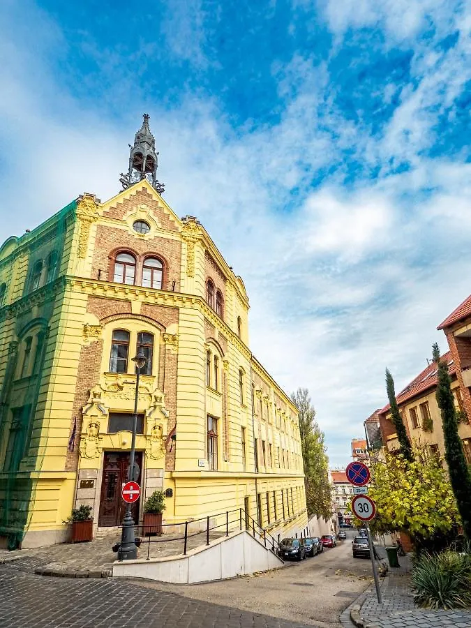 Buda Castle Cosy Apartment Budapest Hungary